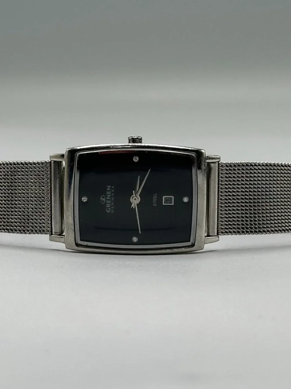 3/$30 Grenen Watch Women Silver Tone Black Dial Date Window New Battery 8.5 Inch